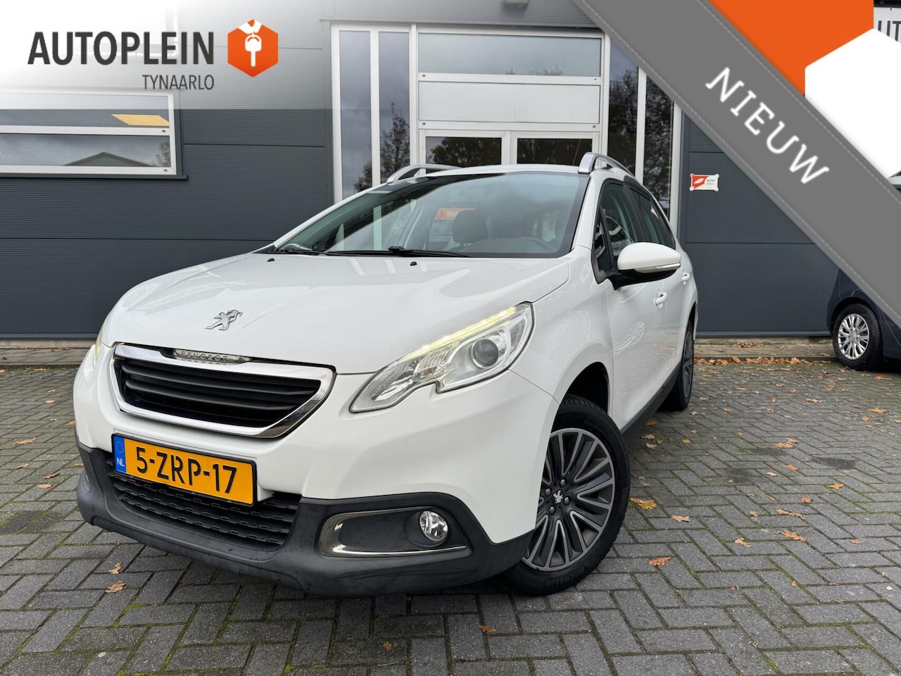 Peugeot 2008 - 1.2 Active *Climate*|Cruise|NAP|Stoelverwarm|Navi|PDC - AutoWereld.nl