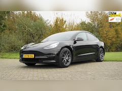 Tesla Model 3 - Long Range AWD 75 kWh Trekhaak Panoramadak