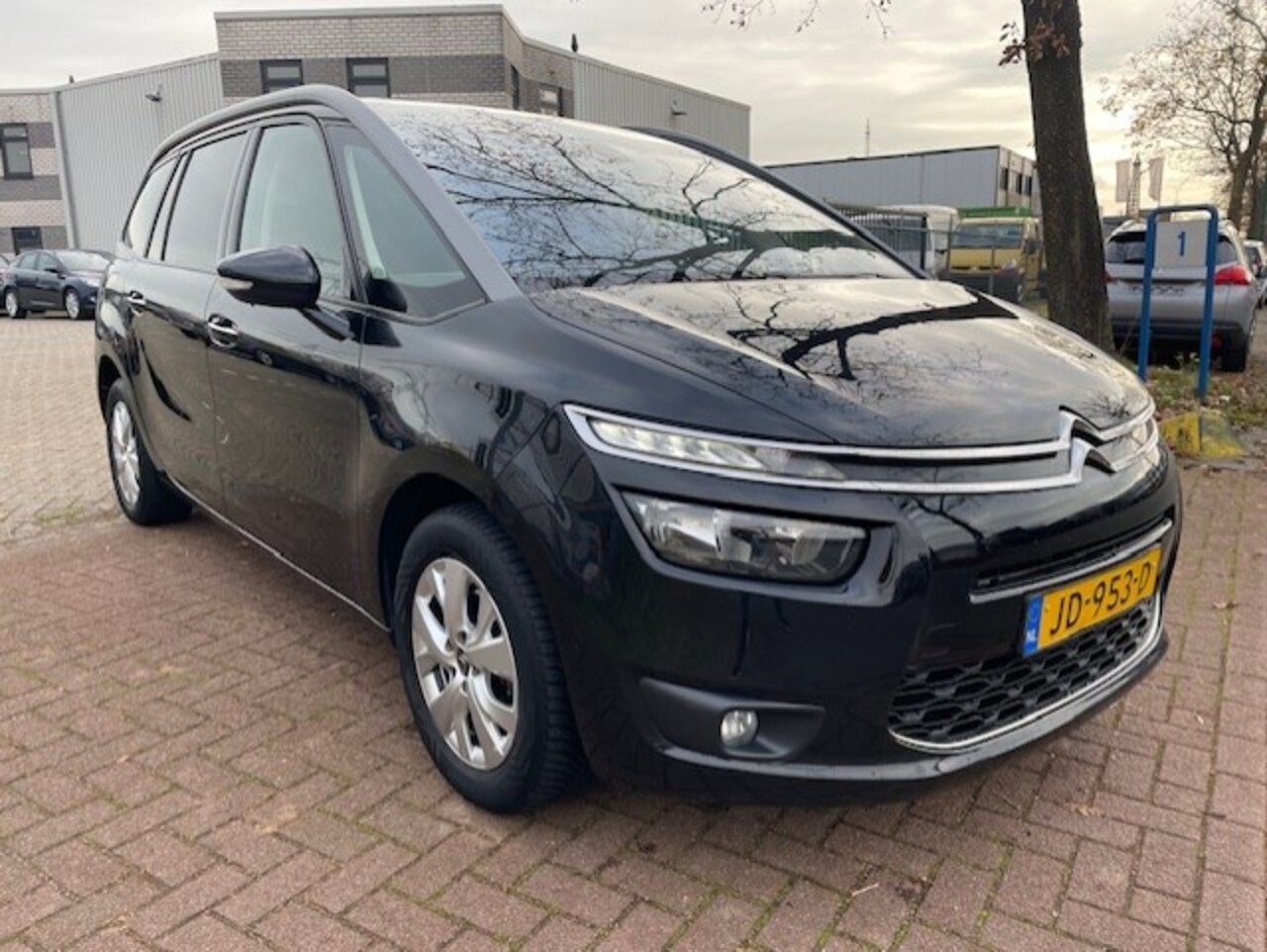 Citroën C4 Picasso - 1.2 PureTech Business 7persoons Airco/ECC,Navigatie - AutoWereld.nl