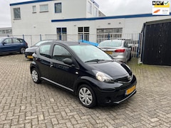 Toyota Aygo - 1.0 VVT-i Now