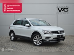 Volkswagen Tiguan - 1.4 TSI ACT Highline Automaat Leer LED ACC