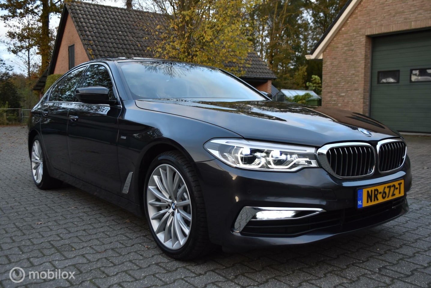 BMW 5-serie - 530d High Exe Aut G30 Komfortstoelen schuifdak - AutoWereld.nl