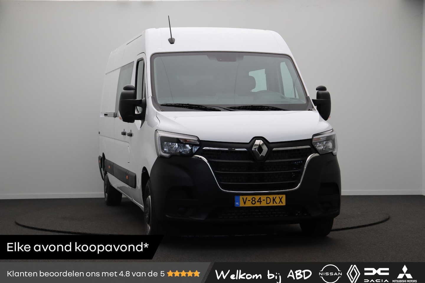 Renault Master - T35 2.3 dCi 135 L3H2 DC Comfort | 6 persoons | Trekhaak | laadruimte betimmering | Achteru - AutoWereld.nl