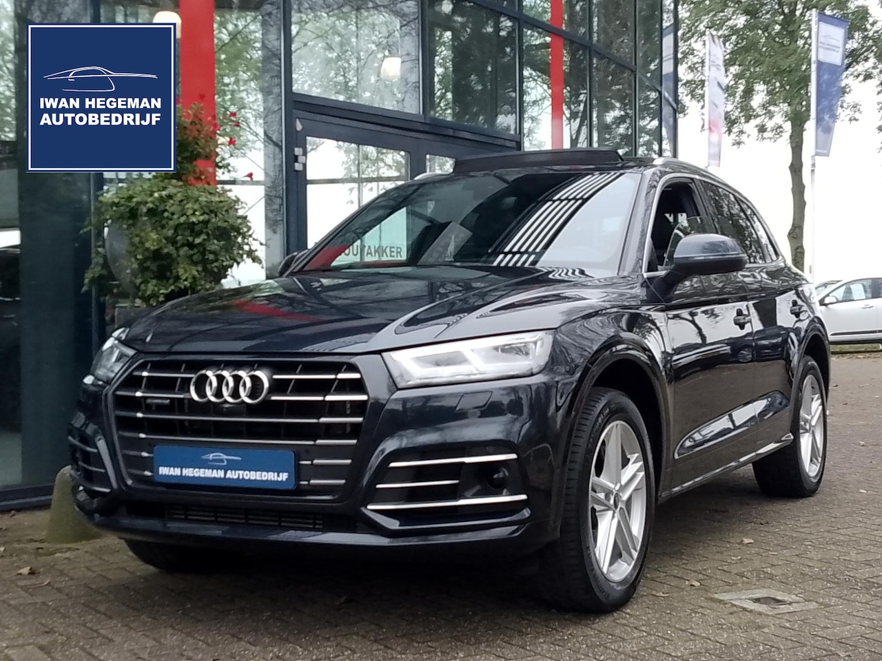 Audi Q5 - 55 TFSI e quattro S-Line | Panodak | Wegkl. Trekhaak | Cruise Control | 19 inch | Virtual - AutoWereld.nl