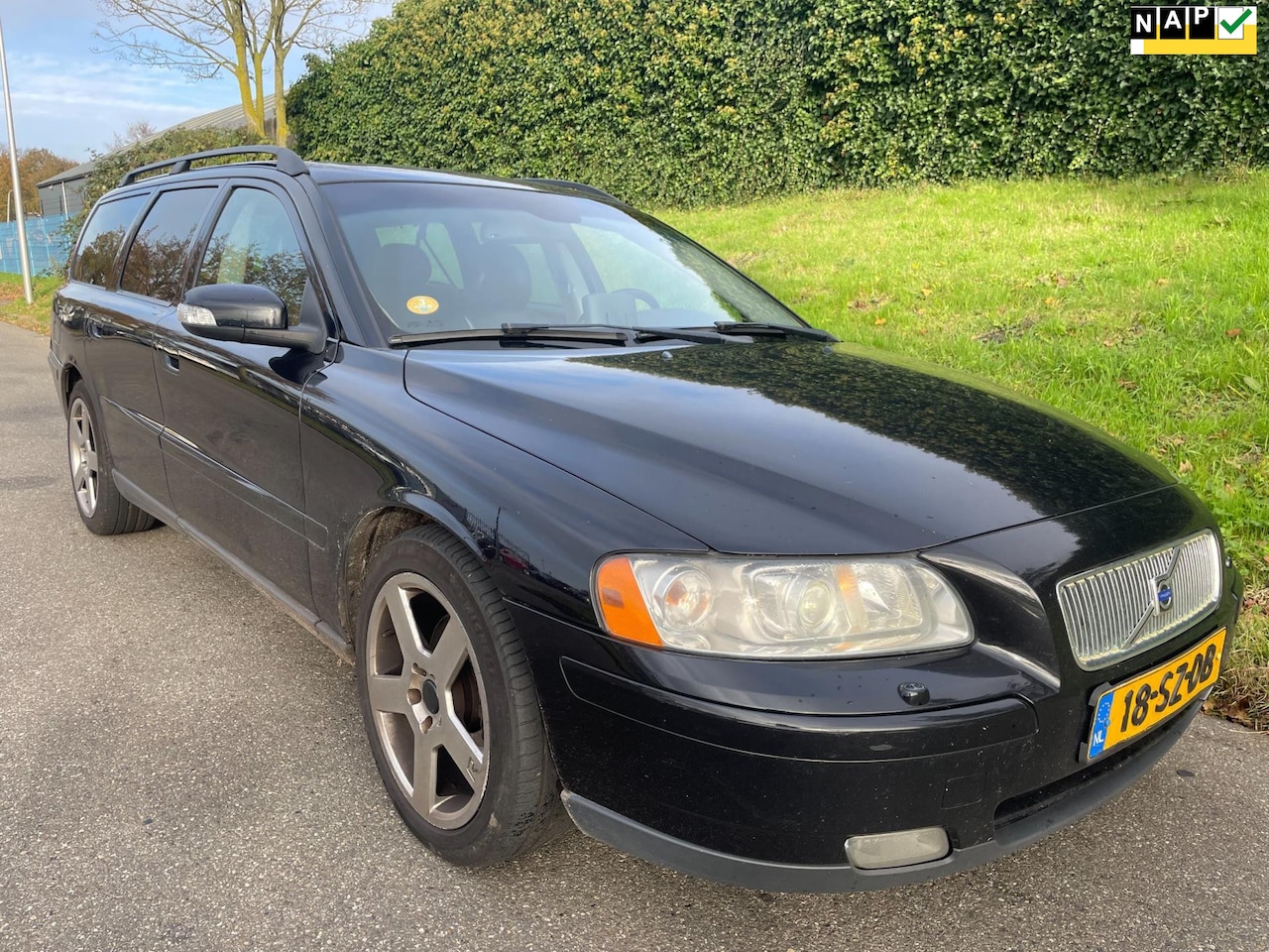 Volvo V70 - 2.4 D5 Edition II - 7 Persoons !! - Xenon - Navi - AutoWereld.nl