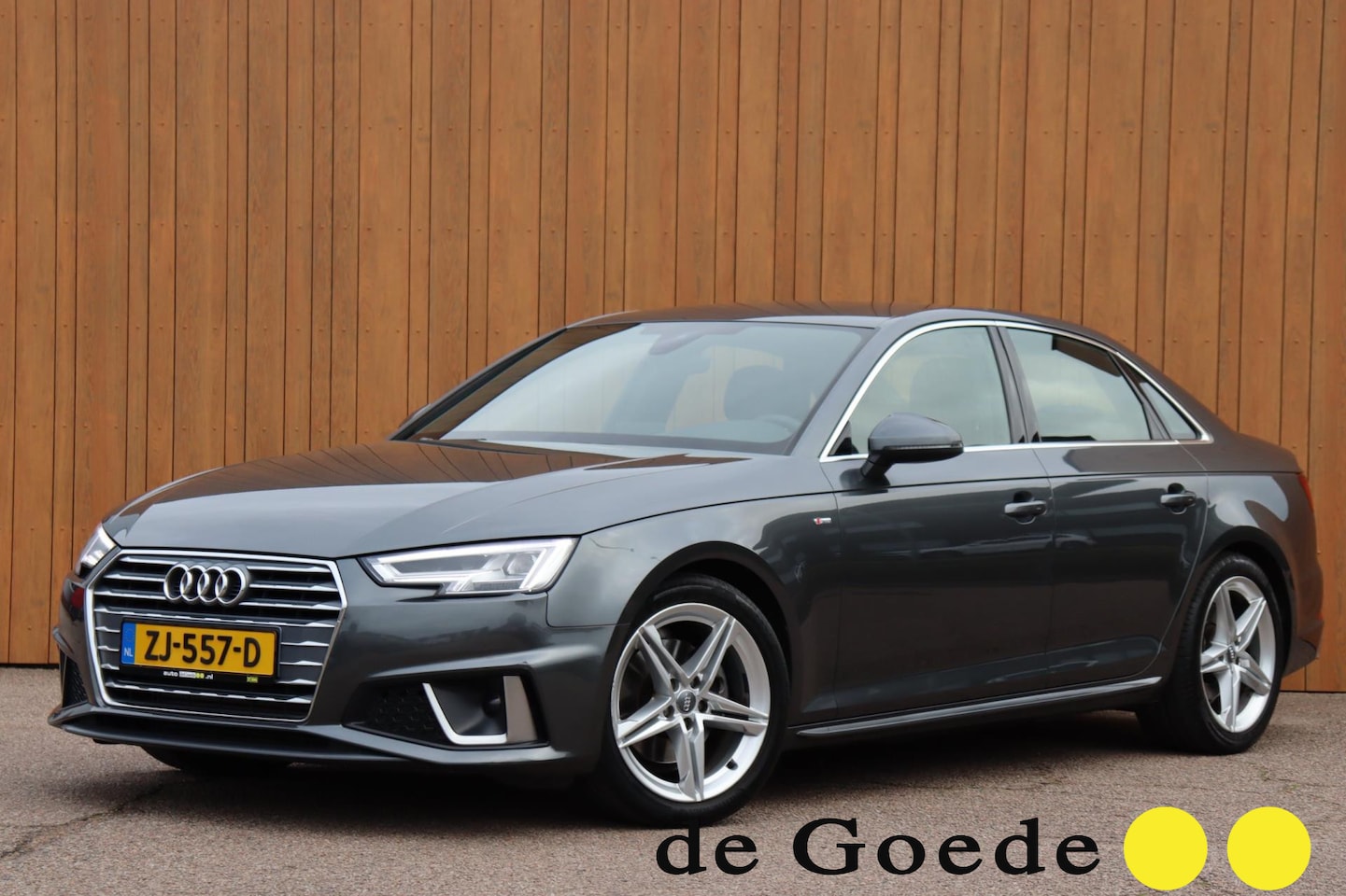 Audi A4 Limousine - 35 TFSI 2.0 Sport S line edition B&O leer+vw org. NL-auto - AutoWereld.nl