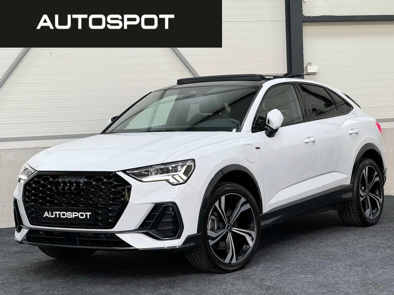 Audi Q3 Sportback - 45 TFSI e 245Pk S-Line Pano B&O ACC Leder - AutoWereld.nl