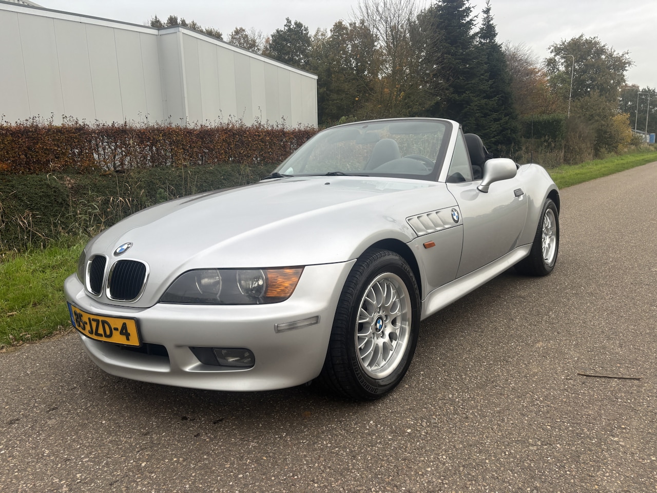 BMW Z3 Roadster - 1.9i / LEER / AIRCO / HARDTOP - AutoWereld.nl