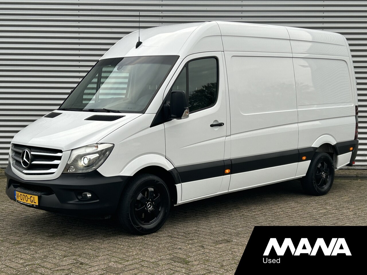 Mercedes-Benz Sprinter - 319CDI V6 3.0 L2H2 190PK Airco Camera LM velgen Trekhaak Cruise Multifunctioneel stuurwiel - AutoWereld.nl