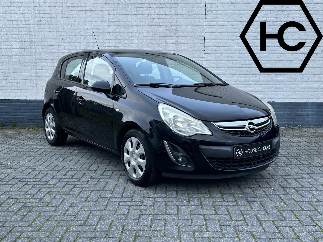 Opel Corsa - 1.2 16V Edition 5-Deurs Airco Cruise Trekhaak - AutoWereld.nl