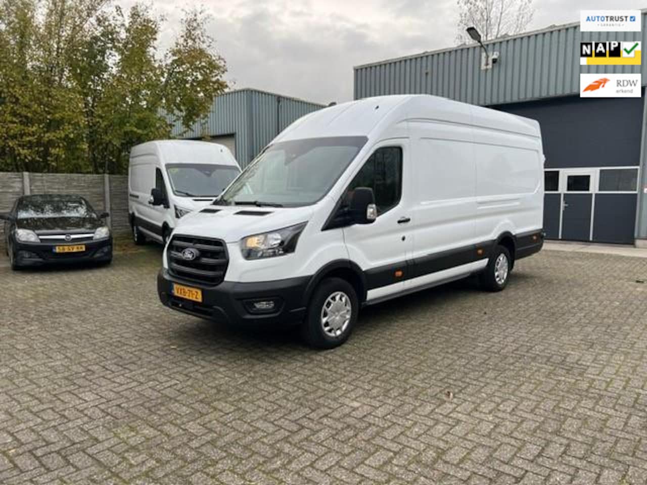 Ford Transit - 350 2.0 TDCI L4H3 Trend RWD 350 2.0 TDCI L4H3 Trend RWD - AutoWereld.nl