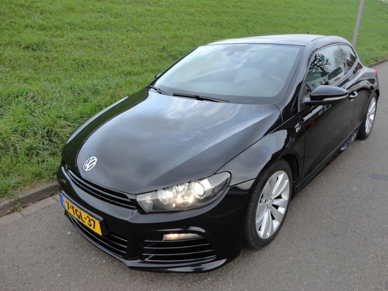 Volkswagen Scirocco - 1.4 TSI Highl.R Plus Pano - AutoWereld.nl