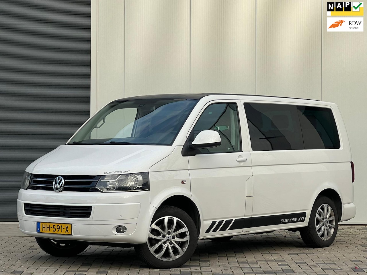 Volkswagen Transporter Kombi - 2.0 TDI L1H1 Trendline 9PERSSONS - AutoWereld.nl