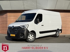 Renault Master - T35 2.3 dCi 135 L2H2 Work Edition Trekhaak / PDC / Navi / Cruise enz