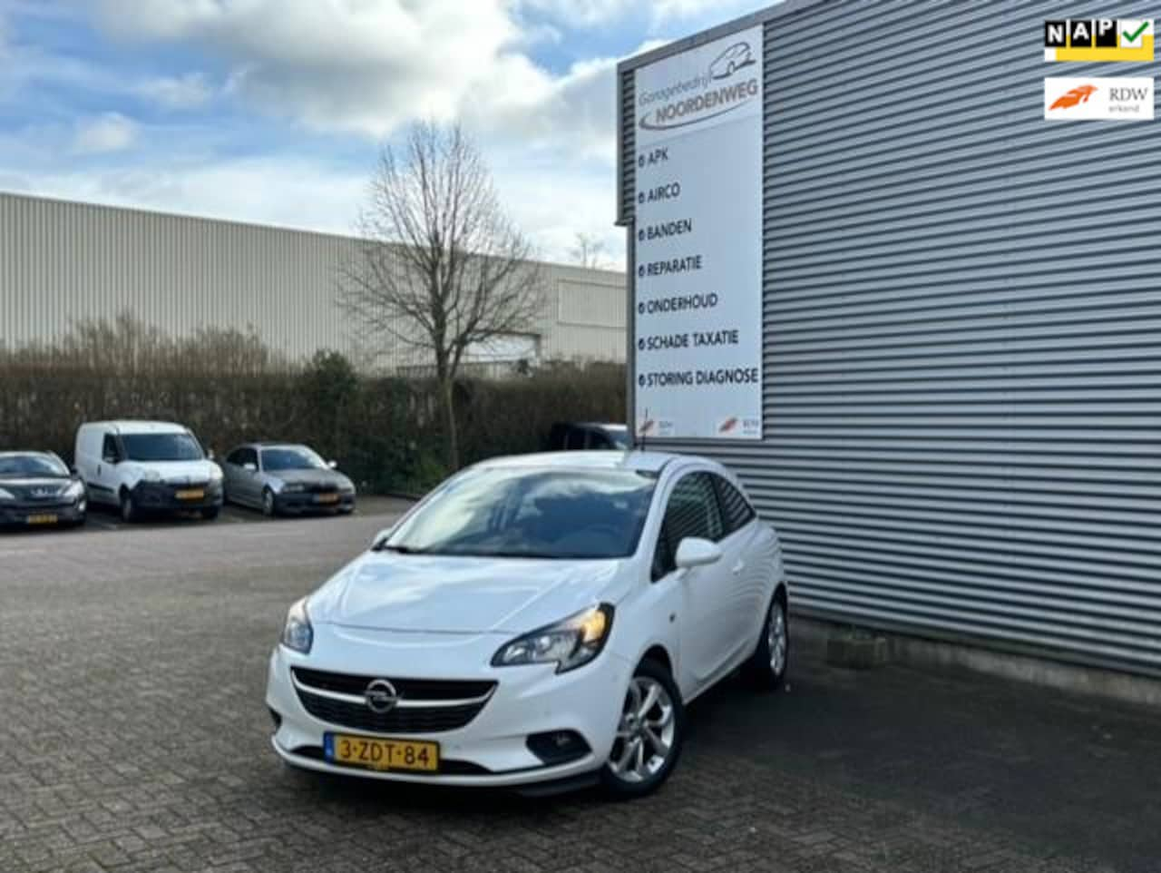 Opel Corsa - 1.0 Turbo Edition / PDC /CC / APP STORE - AutoWereld.nl