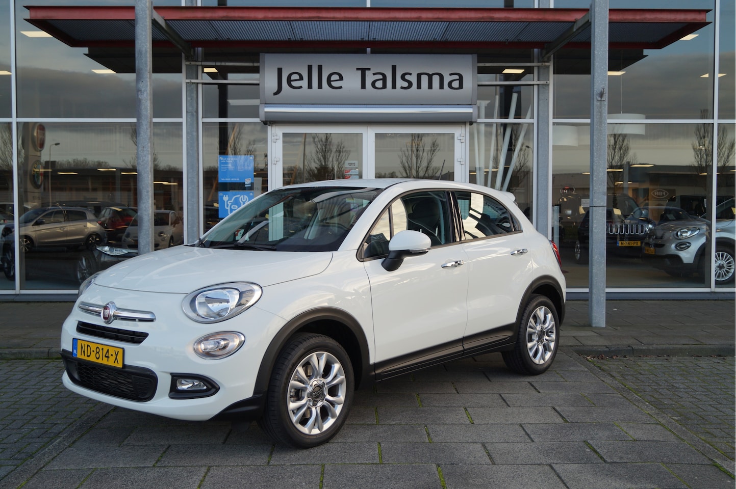 Fiat 500 X - 1.4 Turbo 140pk PopStar AUTOMAAT│17'' velgen│PDC│Clima│Cruise│Navigatie - AutoWereld.nl