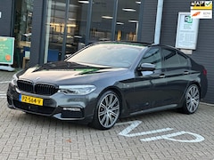 BMW 5-serie - 540i High Executive/PANO-DAK/CAMERA/LEDER/APP-CONNECT/NETTE STAAT