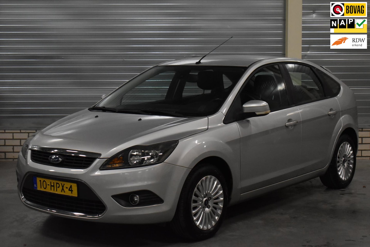 Ford Focus - 1.6 Titanium 1e Eigenaar 125.000KM!!!! Dealer onderhouden - AutoWereld.nl