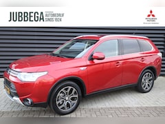 Mitsubishi Outlander - 2.0 PHEV Limited Edition X-Line Schuif-/kanteldak, Trekhaak, Navigatie