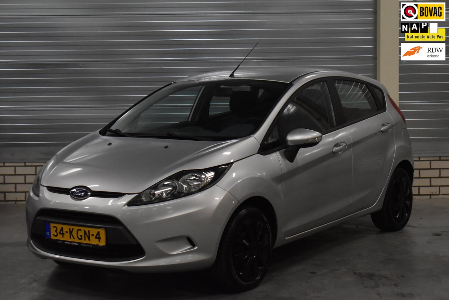 Ford Fiesta - 1.25 Limited Dealer Onderhouden + Airco|Aux| - AutoWereld.nl