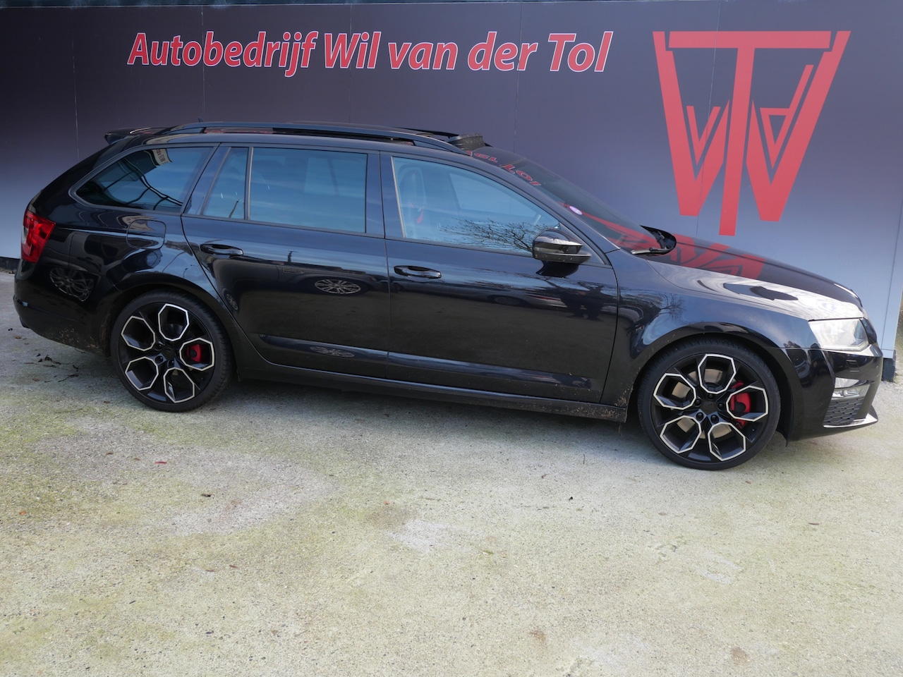 Skoda Octavia Combi - 2.0 TSI RS 230 SPORT | AUTOMAAT | PANORAMA | A.C.C. | CARPLAY | ALL-IN!! - AutoWereld.nl