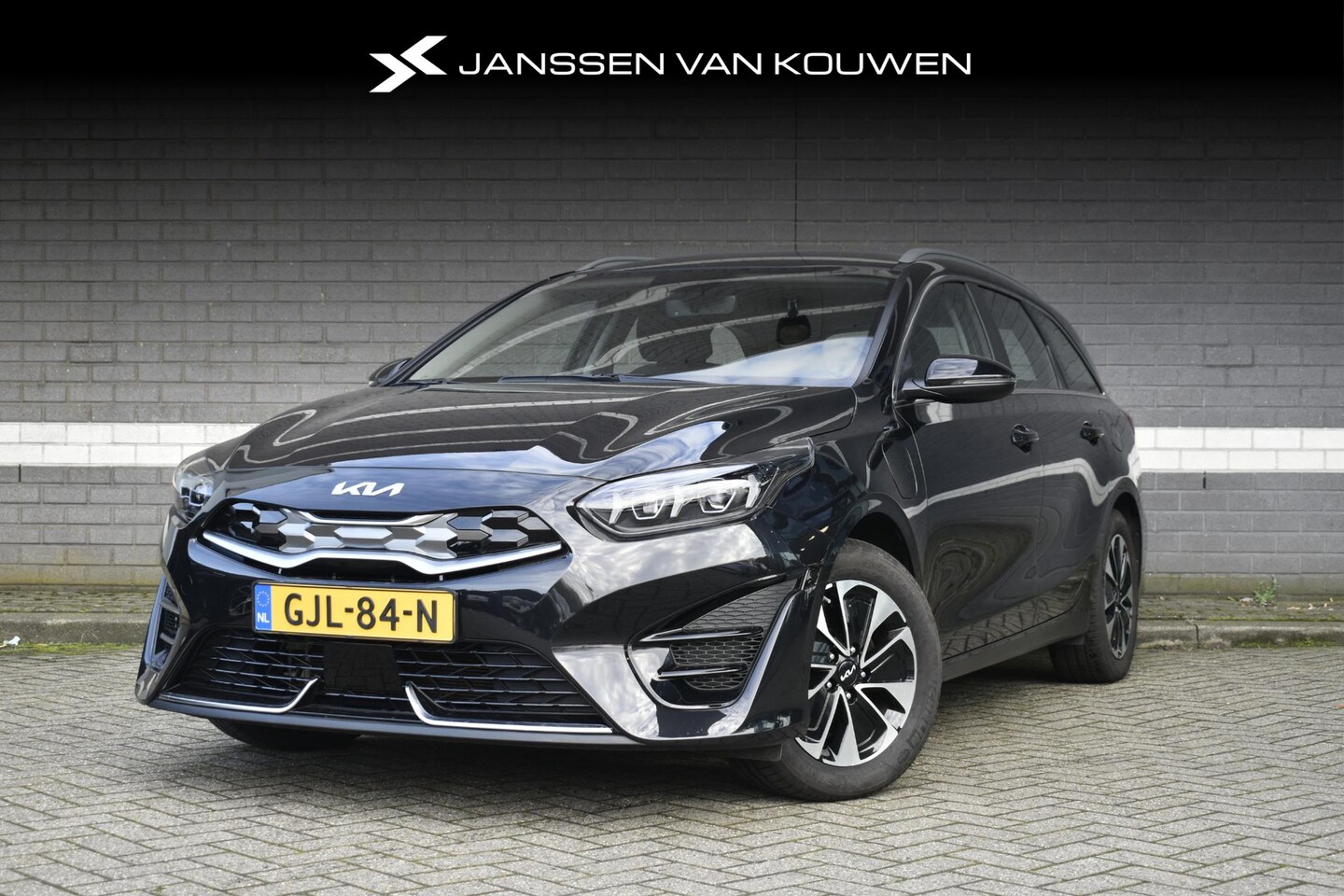 Kia Cee'd Sportswagon - Ceed 1.6 GDI PHEV DynamicLine / Camera / LED / PDC / Navi / Clima - AutoWereld.nl