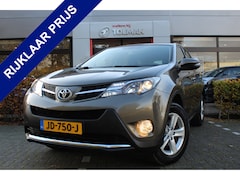 Toyota RAV4 - 2.0 Dynamic 4WD Automaat | Rijklaar | Navi | Camera | Cruise | Clima | Trekhaak | PDC