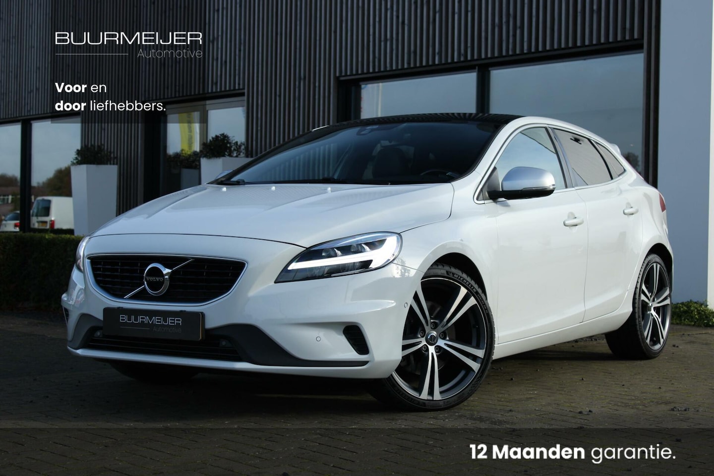 Volvo V40 - T4 Aut. Business Sport 190pk - Dealer onderhouden - Afneembare trekhaak - Panoramadak - St - AutoWereld.nl