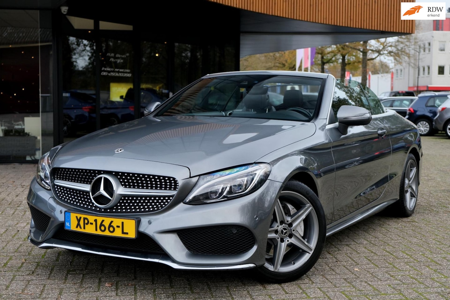 Mercedes-Benz C-klasse Cabrio - 180 Premium Plus/AMG/Burmester/Nekverwarming/Sfeerverlichting/Stoelverwarming/Achteruitrij - AutoWereld.nl