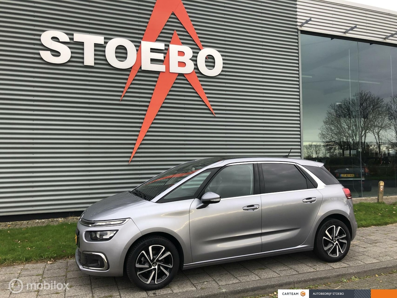 Citroën C4 SpaceTourer - 1.2 PureTech Shine 1.2 PureTech Shine - AutoWereld.nl