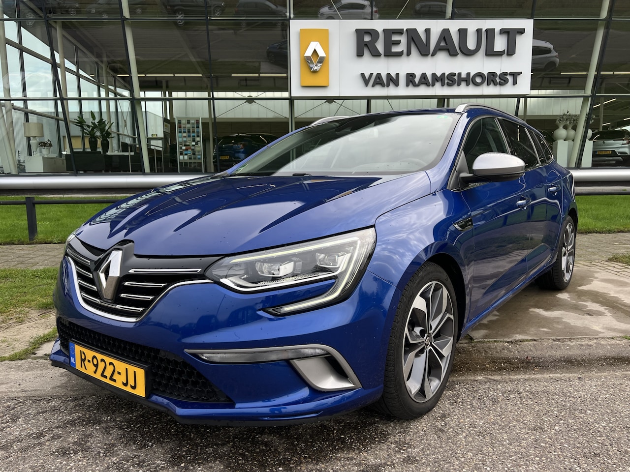 Renault Mégane Estate - 1.3 TCe GT-Line / Trekhaak / Apple Carplay - Android Auto / Stoelverwarming / PDC Achter / - AutoWereld.nl