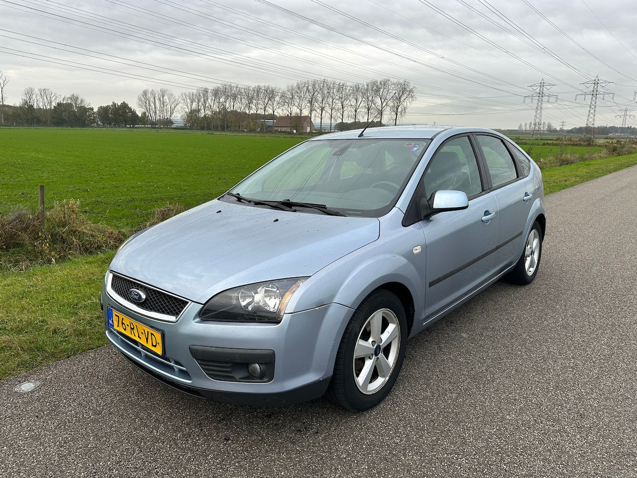 Ford Focus - 1.6-16V First Edition AIRCO / CRUISE CONTROL / TREKHAAK / NAP ! - AutoWereld.nl