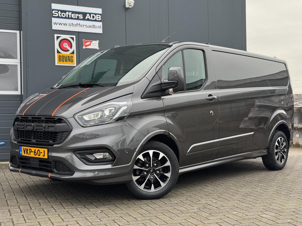 Ford Transit Custom - 320 2.0 EcoBlue 185pk L2H1 Sport AUTOMAAT | Navi | Camera | ACC | BLIS | Trekhaak | Winter - AutoWereld.nl