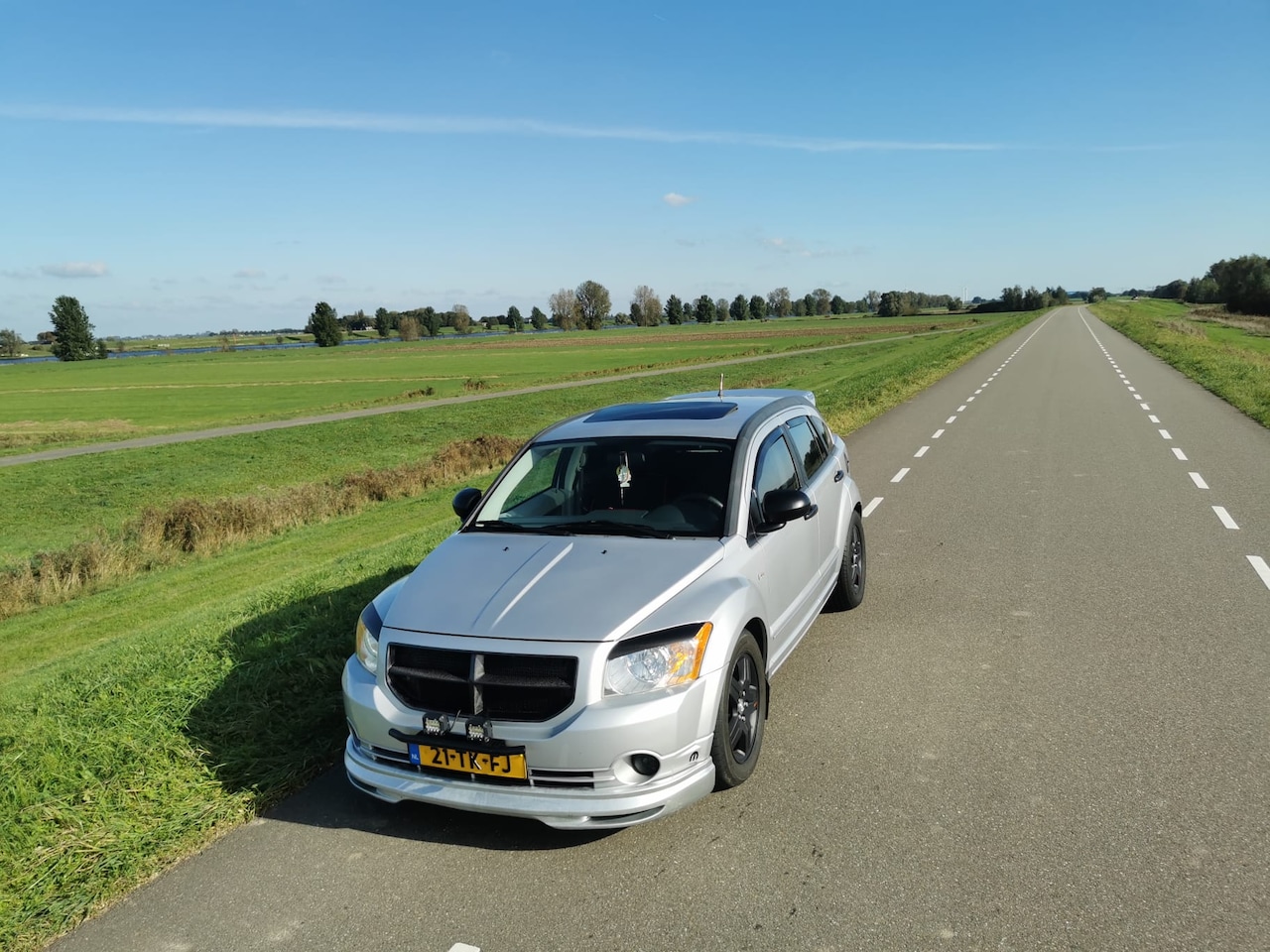 Dodge Caliber - 2.0 SXT - AutoWereld.nl