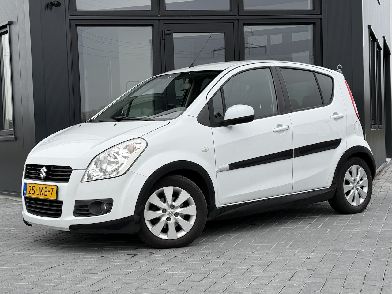 Suzuki Splash - 1.2 Exclusive Airco | Trekhaak | Nwe APK | Super netjes - AutoWereld.nl