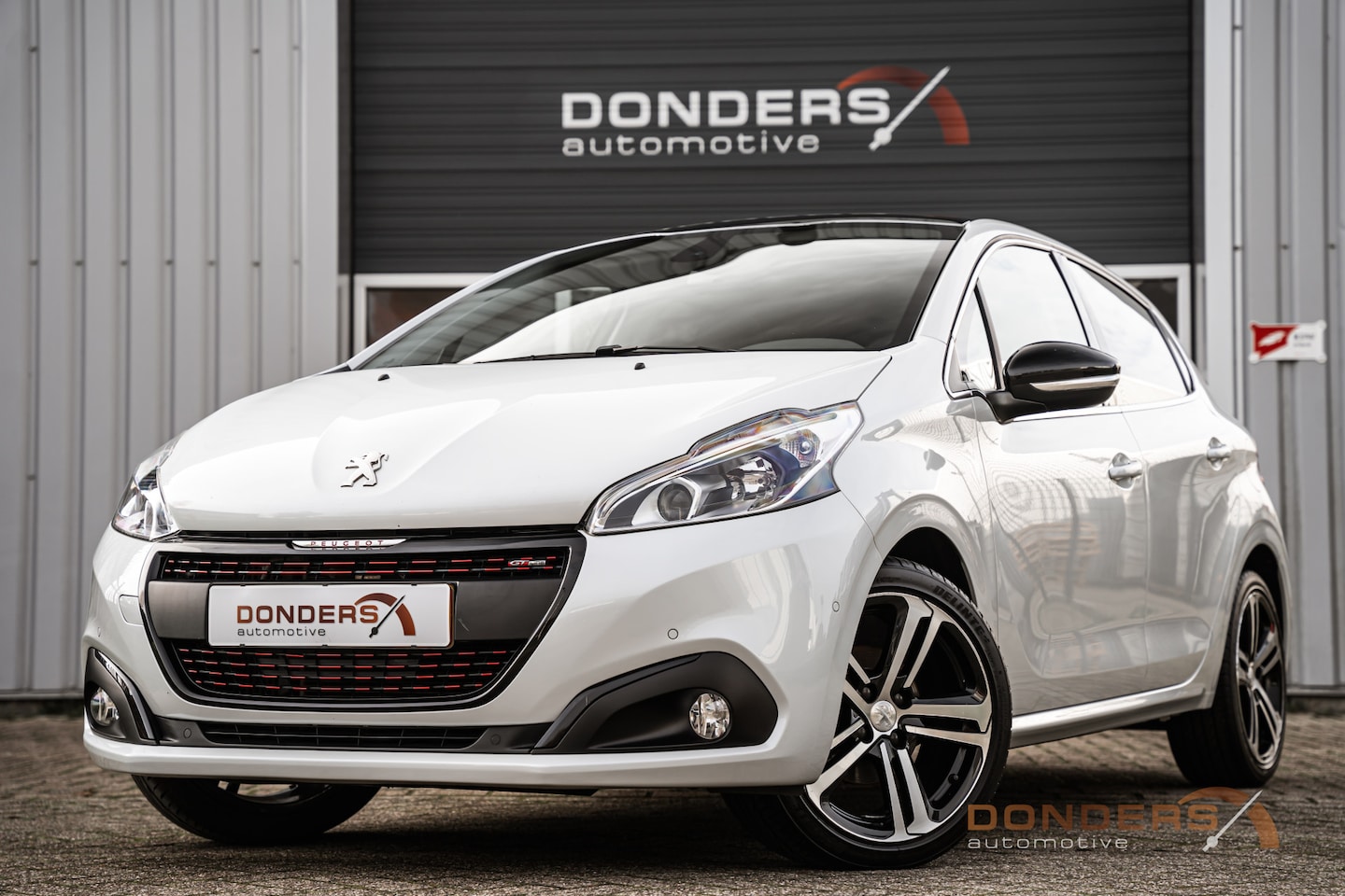 Peugeot 208 - 1.2 PureTech GT-Line 1.2 PureTech GT-line - AutoWereld.nl