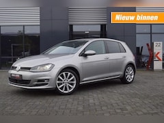 Volkswagen Golf - 2.0 TDI 150pk Highline / Navi Pro / ACC / Camera / Xenon