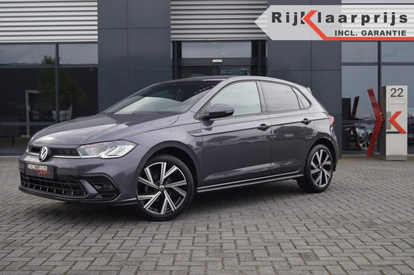 Volkswagen Polo - 1.0 TSI R-Line 95pk / IQ LED /Navi /Virtual cockpit /App-Connect - AutoWereld.nl