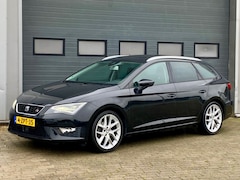 Seat Leon - 1.4 TSI 150PK FR AUT. Navi Pano Trekhaak Keurige auto