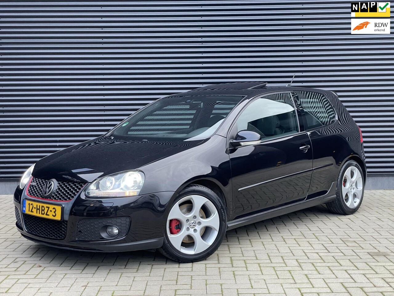 Volkswagen Golf - 2.0 TFSI GTI|NAP|VOLL|PANO| - AutoWereld.nl