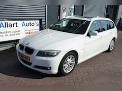 BMW 3-serie Touring - 318i Automaat/ Panoramadak / Leder/ Navigatie