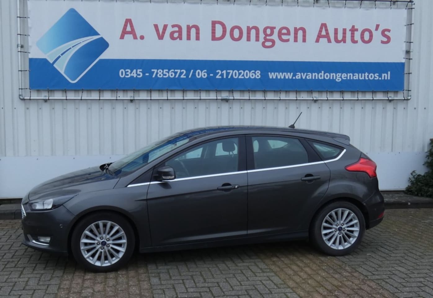 Ford Focus - 1.5 Titanium 1.5 TITANIUM,Navi,Camera,Trhaak,APK 2-5-26 - AutoWereld.nl