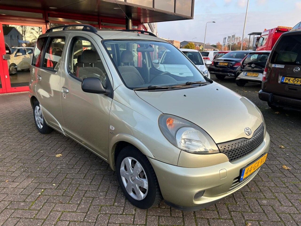 Toyota Yaris - 1.5-16V VVT-I SOL - AutoWereld.nl