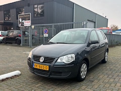 Volkswagen Polo - 1.2 Trendline