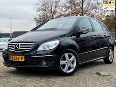 Mercedes-Benz B-klasse - 200 AUTOMAAT PDC MF STUUR AIRCO