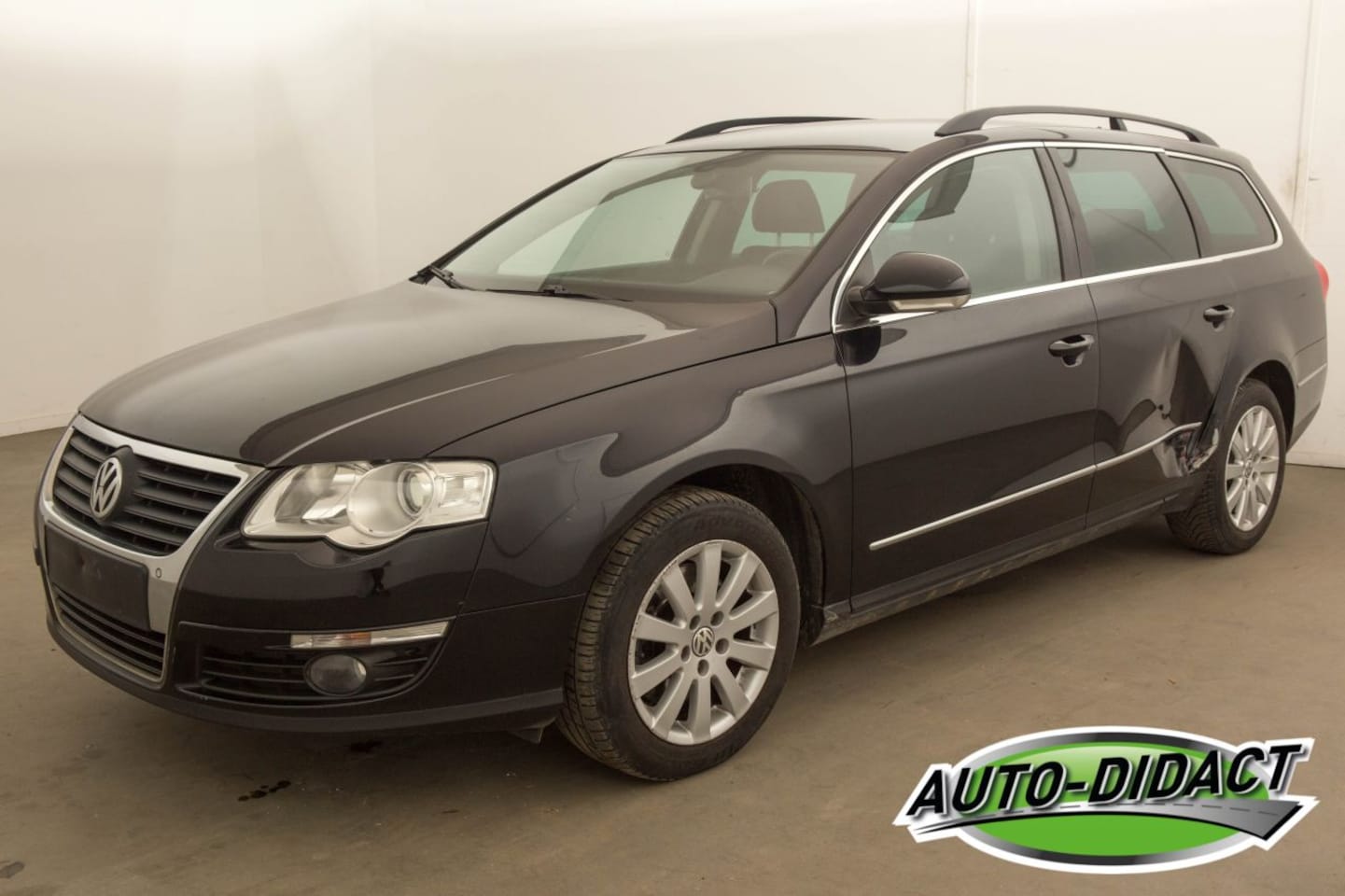 Volkswagen Passat Variant - 1.6 TDI Carpass Navi - AutoWereld.nl