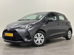 Toyota Yaris - 1.5 Hybrid Active |1e Eigenaar | Achteruitrijcamera | Trekhaak | Lane assist | 16.000 KM NAP |