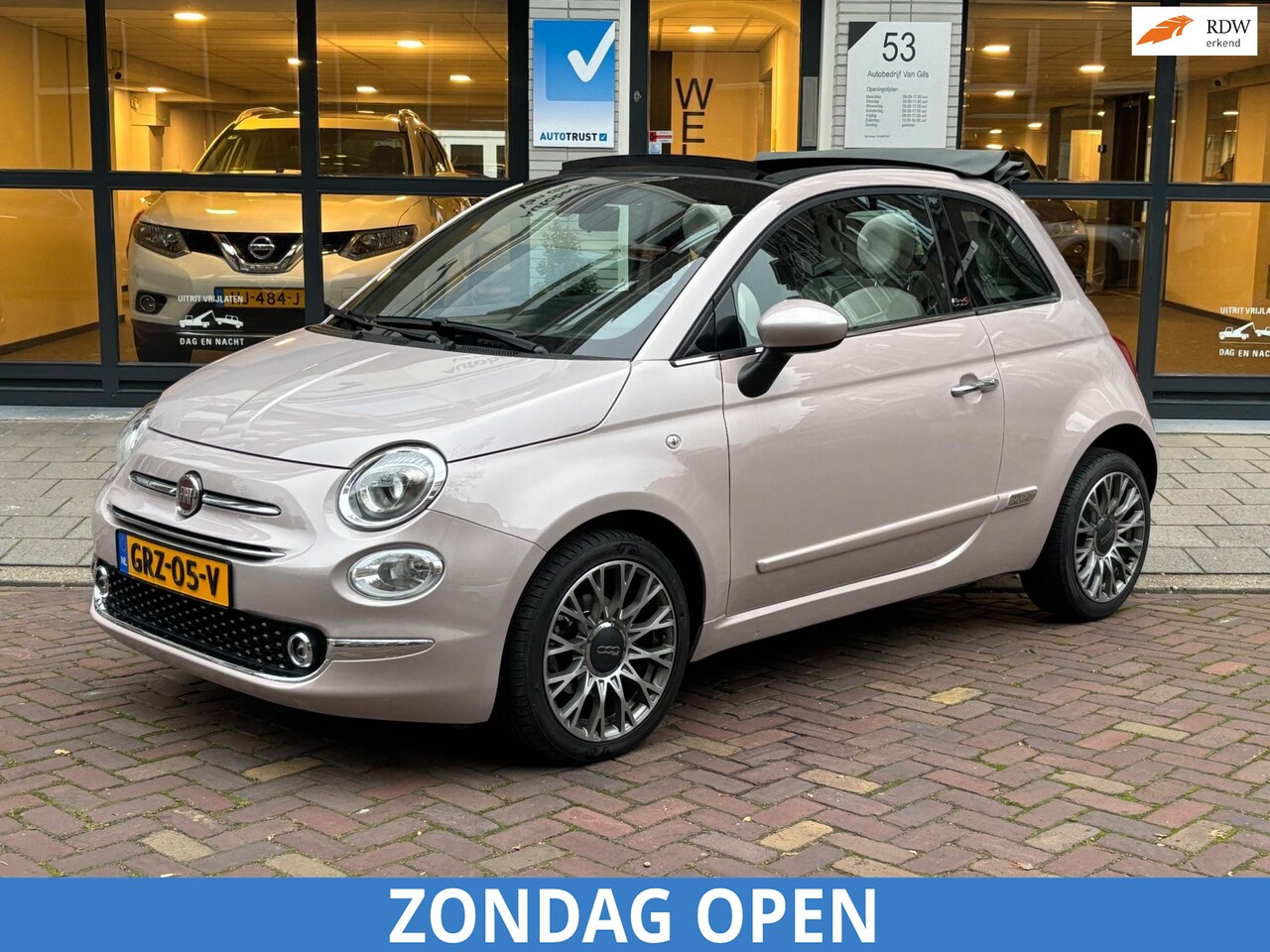 Fiat 500 - 1.2 Rockstar CABRIOLET AUTOMAAT | AIRCO | LED | APPLECARPLAY | 1/2 LEDER | PDC | BLUETOOTH - AutoWereld.nl