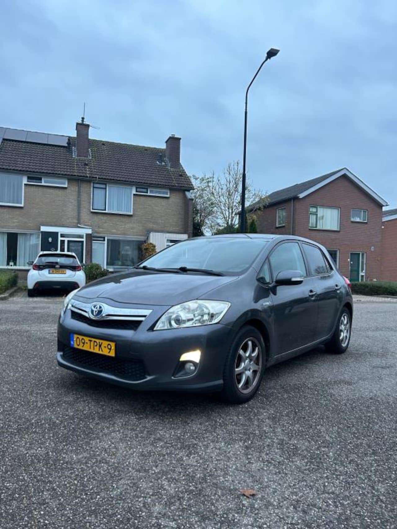 Toyota Auris - 1.8 Full Hybrid Executive 1.8 Full Hybrid Executive - AutoWereld.nl