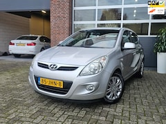 Hyundai i20 - 1.2i DynamicVersion Nap |Apk 11-2025 |Airco |Trekhaak